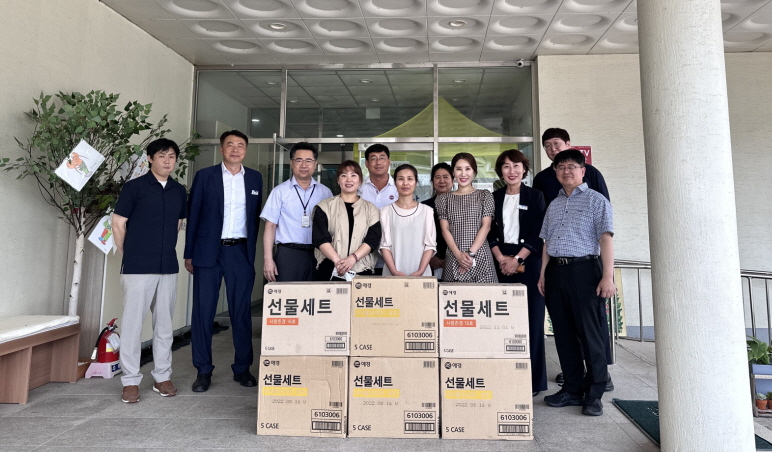 가수 주미, 문경시 노인복지시설에 선행