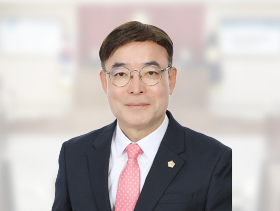 문경시의회, 제10대 전반기 의장에 서정식의원 선출