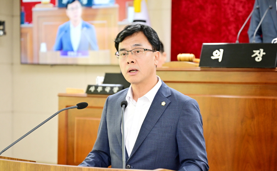 장봉춘 문경시의원 “점촌 구도심에 주상복합 아파트 조성해야